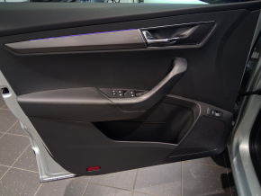 Škoda KAROQ STYLE 1.5 TSI DSG thumbnail