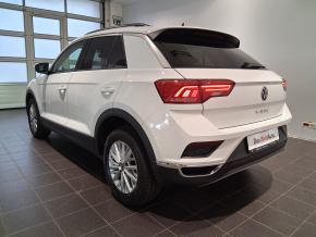 VW T-Roc Design 1.5 TSI thumbnail