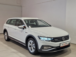 VW Passat Alltrack TDI SCR 4MOTION DSG thumbnail