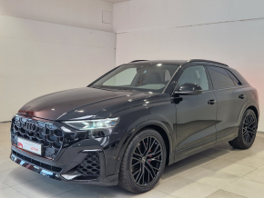 Audi Q8 PI 55 TFSI quattro thumbnail