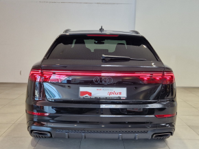 Audi Q8 PI 55 TFSI quattro thumbnail