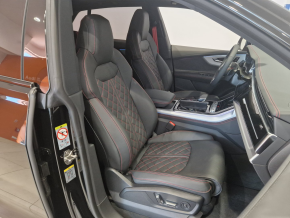 Audi Q8 PI 55 TFSI quattro thumbnail