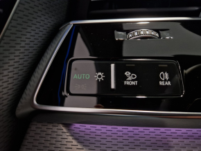 Audi Q8 PI 55 TFSI quattro thumbnail