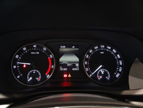Škoda OCTAVIA AMBITION 1.5 TSI thumbnail