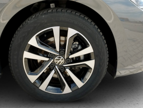 VW Noul Golf United 1.5 TSI ACT thumbnail