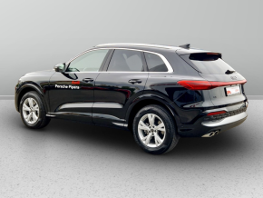 Audi Q5 40 TDI quattro thumbnail