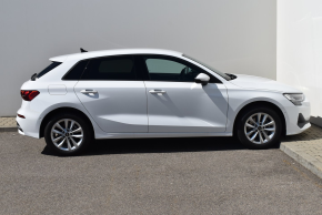 Audi A3 Sportback 30 TFSI thumbnail
