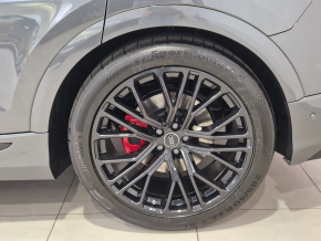 Audi SQ8 PI TFSI quattro thumbnail
