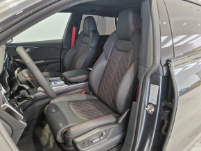 Audi SQ8 PI TFSI quattro thumbnail