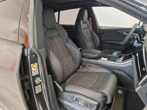 Audi SQ8 PI TFSI quattro thumbnail