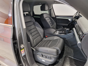 VW Touareg Elegance V6 TDI TD thumbnail