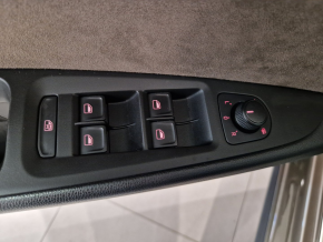 SEAT Leon ST X-PERIENCE 2.0 TDI 184 DSG6 4x4 thumbnail