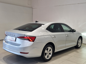 Škoda OCTAVIA AMBITION 1.5 TSI thumbnail