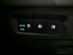 Škoda OCTAVIA AMBITION 1.5 TSI thumbnail