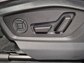 Audi Q8 PI 55 TFSI e quattro 290 kW / 394 CP thumbnail