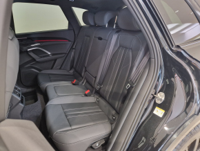 Audi Q5 40 TDI quattro thumbnail