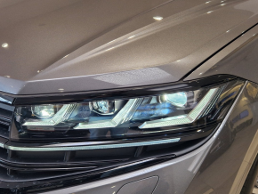 VW Noul Touareg R-Line V6 TDI TD thumbnail