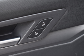 VW Golf Style1.5 eTSI ACT DSG mild hyb TD thumbnail