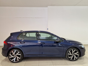 VW Golf Life 1.5 eTSI ACT DSG mild hyb TD thumbnail