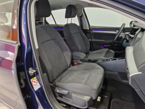 VW Golf Life 1.5 eTSI ACT DSG mild hyb TD thumbnail