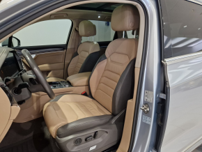 VW Noul Touareg Atmosphere V6 TDI thumbnail