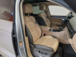 VW Noul Touareg Atmosphere V6 TDI thumbnail