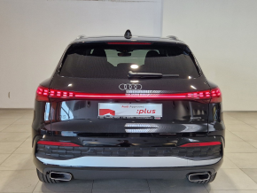 Audi Q5 40 TFSI quattro thumbnail