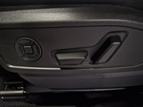 Audi Q5 40 TFSI quattro thumbnail