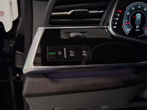Audi Q8 PI 55 TFSI quattro thumbnail