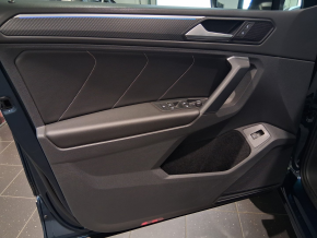 VW Noul Tiguan R-Line 2,0 TDI DSG 4Mot thumbnail