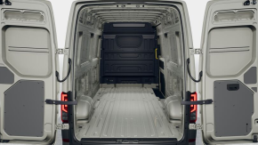 Crafter 3.5 Furgon L4H3 FWD 103kW thumbnail