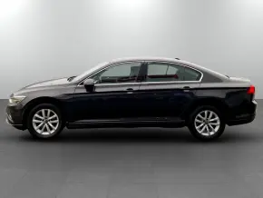 VW Noul Passat Comfortline 2.0 TDI DSG thumbnail