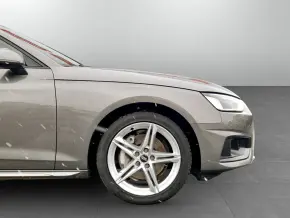 Audi A4 Limousine 40 TDI advanced thumbnail