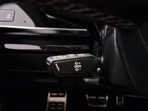 Audi Q8 50 TDI quattro thumbnail