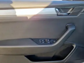 Škoda SUPERB COMBI AMBITION 2.0 TDI DSG thumbnail