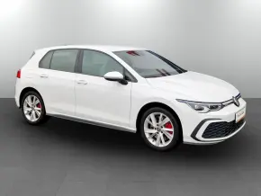 VW Golf GTE thumbnail
