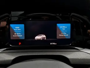 VW Golf GTE thumbnail