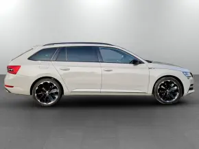 Škoda SUPERB COMBI SPORTLINE 2.0 TSI DSG thumbnail