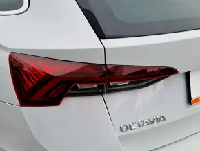 Škoda OCTAVIA Combi Style TDI DSG thumbnail
