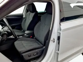 Škoda OCTAVIA Combi Style TDI DSG thumbnail