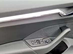 Škoda OCTAVIA Combi Style TDI DSG thumbnail