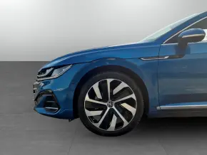 VW Arteon R-Line eHybrid thumbnail