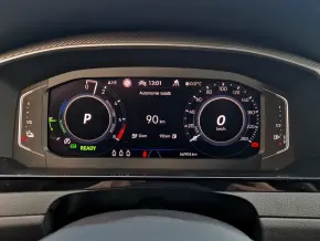 VW Arteon R-Line eHybrid thumbnail