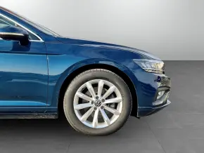 VW Noul Passat Var.Comfortline 2.0 TDI DSG thumbnail