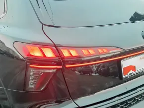 Audi Q3 40 TFSI quattro thumbnail