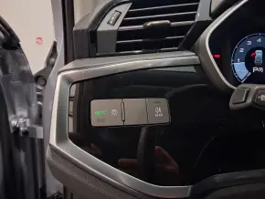 Audi Q3 35 TFSI thumbnail