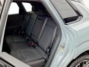 Audi Q3 40 TFSI quattro thumbnail