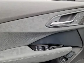 Audi Q3 40 TFSI quattro thumbnail