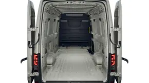 Crafter 3.5 Furgon L5H3 FWD 130kW thumbnail