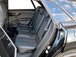 Q8 PI 55 TFSI e quattro 290kW thumbnail